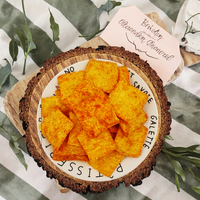 Pot de riz gluant épicé fait à la main croustillant croustilles texture dure fruits secs légumes collations en vrac saveur pour les enfants