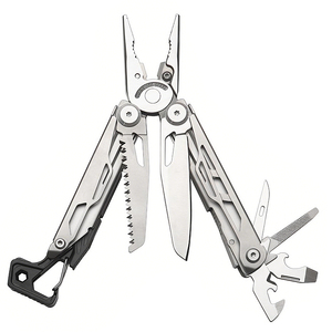 Outil multifonctionnel EDC : Pince, Pince à <span class=keywords><strong>circlips</strong></span>, Coupe-câbles, Couteau, Sifflet, Ouvre-bouteille en acier inoxydable, robuste et polyvalent pour l'extérieur - Product Image 4