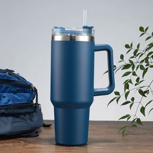 Gobelet isotherme en acier inoxydable de 40 oz, anti-fuite, avec poignée et paille |   Mug de voyage carré sans BPA pour un usage quotidien - Product Image 2