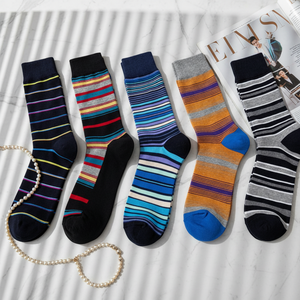 ถุงเท้าผู้ชาย ODM Qiying ขายส่งจำนวนมาก ลายแจ็คการ์ด วินเทจ ระบายอากาศได้ดี สไตล์นอร์ดิก สำหรับฤดูหนาว อุ่นสบาย ผลิตจากผ้าฝ้าย 100% รับสั่งทำโลโก้ - Product Image 2