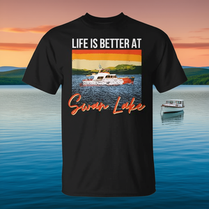 La vie est meilleure au bord du lac Swan Boating T-Shirt - Product Image 3