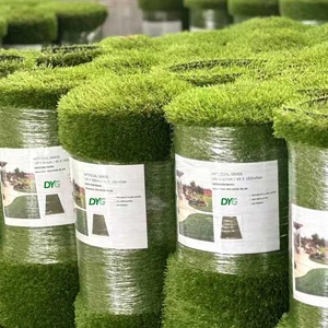 <span class=keywords><strong>Gazon</strong></span> artificiel Cesped Artificial <span class=keywords><strong>Gazon</strong></span> Artificiel Synthétique Tapis d'herbe verte <span class=keywords><strong>Gazon</strong></span> artificiel pour jardin - Product Image 1
