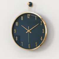 Horloge murale en métal moderne de luxe léger 37x47 cm, horloge murale tendance pour salon nordique, horloge décorative simple, livraison directe DDP