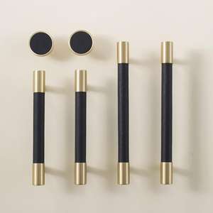 Manijas y <span class=keywords><strong>Tiradores</strong></span> Modernos <span class=keywords><strong>de</strong></span> Latón Dorado en Forma <span class=keywords><strong>de</strong></span> T para Gabinetes, <span class=keywords><strong>Tiradores</strong></span> <span class=keywords><strong>de</strong></span> Cuero Negro para Cajones <span class=keywords><strong>de</strong></span> Cómodas, Manijas para Muebles <span class=keywords><strong>de</strong></span> <span class=keywords><strong>Cocina</strong></span> y Armarios - Product Image 3