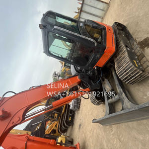 Mini pelleteuse hydraulique sur chenilles Hitachi ZX65U de 6 tonnes fabriquée au Japon à vendre - Product Image 5