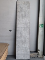 Plaques de marbre PVC légères effet carrelage de 600 mm de large, panneaux muraux, installation facile et projets de bricolage à domicile
