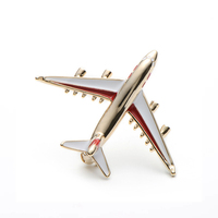Nouvelle conception, prix équitable : Broche en métal motif ailes d'avion dorées, badge de col, broche d'avion, badges de revers