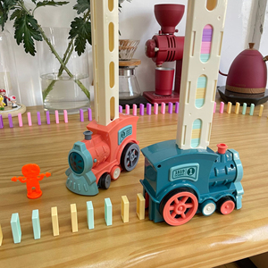 Train <span class=keywords><strong>électrique</strong></span> <span class=keywords><strong>mini</strong></span> <span class=keywords><strong>domino</strong></span> transfrontalier le plus vendu, placement automatique de puzzles pour enfants, train jouet sous licence en gros - Product Image 3