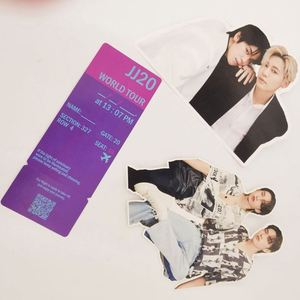 Venta al por Mayor de Fototarjetas Kpop con Impresión Holográfica Personalizada para Ídolos - Product Image 2