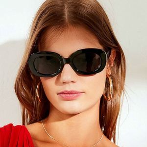 Wholesale Retro Classic Women Black Frame Oval <b>Sunglasses</b> UV400 Thick Round <b>Sunglasses</b> for Men - Product Image 2