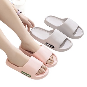 Nuevas Sandalias Eva para el Hogar, Antideslizantes, de Punta Abierta, para Hombres y Mujeres, Venta al por Mayor, Silenciosas y que Evitan el Mal Olor en los Pies - Product Image 1