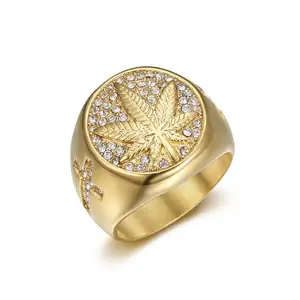 美丽的金黄色全钻石镶嵌鹅蛋形锆石订婚男士戒指嘻哈风格锆石叶男士戒指