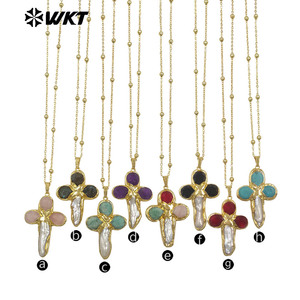 WT-JN284 Splendida ed Elegante Collana con Pendente a Croce di 18 Pollici, Realizzata a Mano con Gemme Naturali e Perle d'Acqua Dolce - Product Image 3