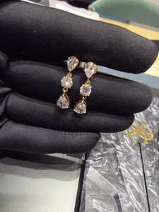 ต่างหูเพชรสตั๊ดคุณภาพพรีเมี่ยมเครื่องประดับที่สวยงามหรูหราสำหรับผู้หญิงของขวัญงานหมั้นงานแต่งงานดูเป็นอมตะ - Product Image 4