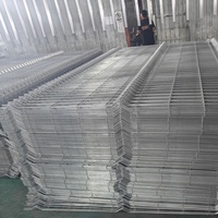 Panel Metálico de Protección para Exteriores con Recubrimiento de PVC Galvanizado, Anticorrosión y Antiescalada, Tamaño Personalizado, Aislamiento 3D