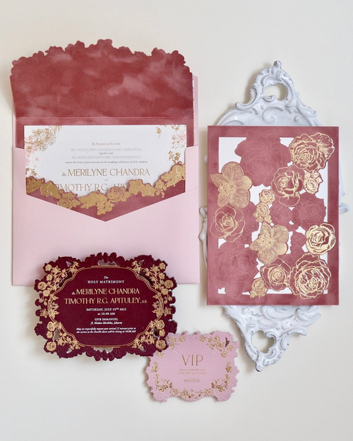 Luxury pink Floral Hollow Laser Cut Velvet Wedding Invitation Gold Stamping Wedding Card Envelope for Mariage Party Ceremony