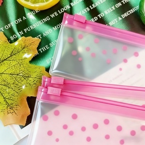 Bolsa con cremallera biodegradable de plástico brillante rosa de PVC transparente personalizada para traje de baño, <span class=keywords><strong>bikini</strong></span>, ropa de playa, bolsa Ziplock de embalaje - Product Image 3