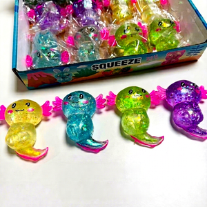 Jouets sensoriels anti-stress en maltose en gros, jouets à presser amusants avec paillettes, jouets fidget Axolotl - Product Image 1