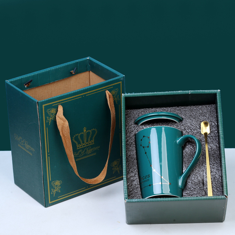 Coffret cadeau vert foncé No 12, motif Poissons.