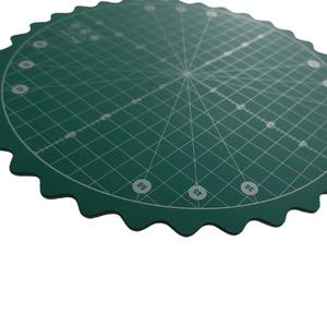 Alfombrilla <span class=keywords><strong>de</strong></span> <span class=keywords><strong>corte</strong></span> <span class=keywords><strong>de</strong></span> acolchado rotativa con agarre <span class=keywords><strong>de</strong></span> pulgar <span class=keywords><strong>de</strong></span> retales autocurativo antideslizante <span class=keywords><strong>de</strong></span> PVC para suministros escolares <span class=keywords><strong>de</strong></span> oficina - Product Image 5