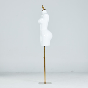 <span class=keywords><strong>Taille</strong></span> L Peinture blanche brillante Corps en plastique européen américain Gros seins Gros cul Magasin de vêtements Mannequins féminins grande <span class=keywords><strong>taille</strong></span> - Product Image 2