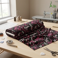 Tissu polyester imprimé fleurs Ditsy extensible dans les 4 sens, 160 g/m², personnalisé OEM, pour robes - Vente en gros