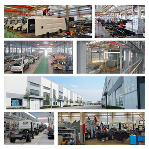 Camion arroseur d'eau de route Dongfeng Isuzu Diesel 25T Camion d'eau de nettoyage à haute pression, équipé d'un réservoir d'eau de grande capacité - Product Image 5