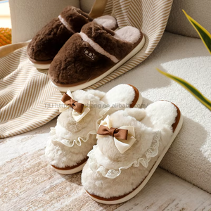 Nouvelles pantoufles d'hiver en coton avec nœud en dentelle, légères, douces, pour la maison, logo brodé, antidérapantes, de qualité supérieure - Product Image 3