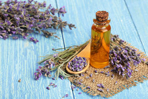 Aceite de Lavanda para Masajes Corporales y Cuidado de la Piel, Aroma Dulce, 100% Puro, Ecológico, Antienvejecimiento, Antiarrugas, Terapia de Spa en Casa - Product Image 4
