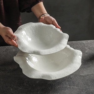 Assiette en porcelaine Beidou Star, assiette à soupe, assiette creuse de cuisine, style nordique haut de gamme, motif uni, assiette de service de forme irrégulière - Product Image 1