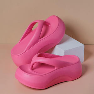 รองเท้าแตะสีกาแฟสำหรับผู้หญิง พื้นหนา ส้นสูง 7 ซม. รองเท้าแตะชายหาดฤดูร้อน มีสไตล์ ทันสมัย ใส่ได้ทุกฤดู - Product Image 3