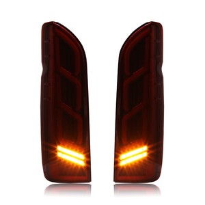 Conjunto de Luces Traseras LED Modificadas para Hiace Serie 300 (19-25), Luces de Circulación Diurna LED, Señales de Giro Secuenciales, 55W - Product Image 2