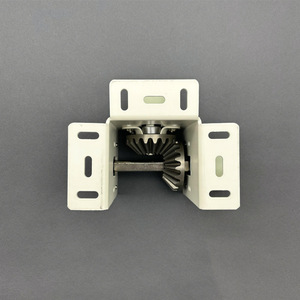 Accessoires pour rideaux électriques, support d'angle 90 mm en fer, design minimaliste pour stores enrouleurs, installation facile - Product Image 3