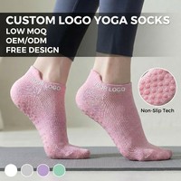 Chaussettes de yoga antidérapantes avec logo personnalisé pour femmes, chaussettes de Pilates hautement élastiques, respirantes, antidérapantes avec grip en silicone
