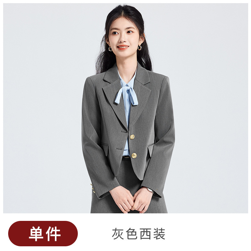 single gray long-sleeved suit