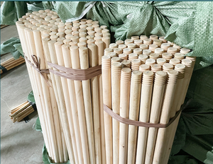 Palo De Madera <span class=keywords><strong>Venta</strong></span> caliente Diseño de flores Palo de escoba de madera Palo de fregona para cepillo de escoba de plástico y mango de fregona 100-150cm - Product Image 5