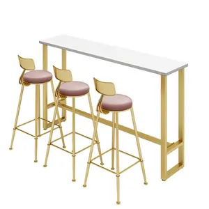 Meilleure vente, ensemble moderne de table à hauteur de comptoir, dessus en bois avec tabourets de bar rembourrés, pieds en métal pour la cuisine, la salle à manger et le bar