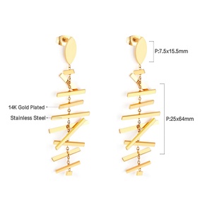 Boucles d'oreilles pendantes en acier inoxydable plaqué or 14 carats, style populaire, motif arête de poisson, pour femme - Product Image 3