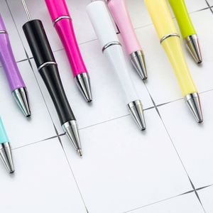 Stylo à bille créatif DIY avec perles, cadeau promotionnel personnalisé mignon, stylos en fourrure adorables en gros - Product Image 3