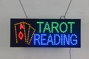 Insegna LED Super Luminosa 11x27 Pollici per Lettura Tarocchi, Cartello Pubblicitario Illuminato in Acrilico Personalizzato per Negozi e Attività Commerciali - Product Image 4