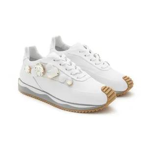 ضمان جودة المورد الإيطالي اللون الأبيض قابلة لإعادة التدوير أحذية جلدية نمط المشي لجميع المواسم