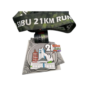 Medaglie Sportive Personalizzate 3D in Metallo <span class=keywords><strong>di</strong></span> Alta Qualità per Maratone e Corsa, con Nastro e Placcatura in Oro - Product Image 5