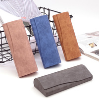 Étui à lunettes incurvé en suède texturé, boîte de rangement rigide portable rose pour lunettes de myopie