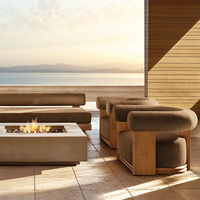 Ensemble canapé de luxe en teck nature au design nordique canapé de jardin en bois massif table de feu mobilier d'hôtel lit lounge