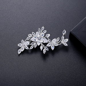 LUOTEEMI Broches de Lujo con Circonita Cúbica en Forma de Flor, Chapados en Oro Blanco y Rodio, para Vestidos de Novia - Product Image 5