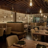 Ensemble de mobilier de restauration commercial pour hôtels : Tables et chaises modernes pour restaurants, banquettes – Fabricant sur mesure