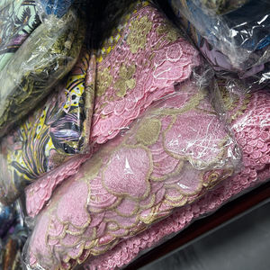 <span class=keywords><strong>Tissu</strong></span> de broderie de dentelle Fête du Nigeria Design africain Fournisseur d'or <span class=keywords><strong>Tissu</strong></span> de broderie de dentelle africaine <span class=keywords><strong>Tissu</strong></span> de broderie de dentelle africaine - Product Image 2