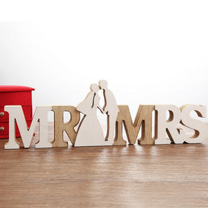 MR & MRS decorazione creativa per la <span class=keywords><strong>casa</strong></span> oggetti di scena di nozze in legno con lettere inglesi decorazione decorazione di nozze forniture appese ornamenti - Product Image 2