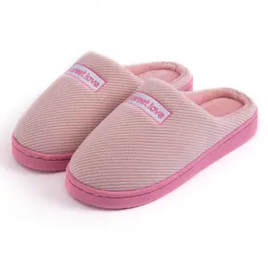 Cheap warm knitted fabric upper short plush fluffy indooe home shoes for women