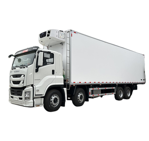 <span class=keywords><strong>Camion</strong></span> frigorifique Isuzu GIGA 8x4 à conduite à gauche avec pneus de <span class=keywords><strong>35</strong></span> tonnes équipés de carburant diesel - Product Image 1